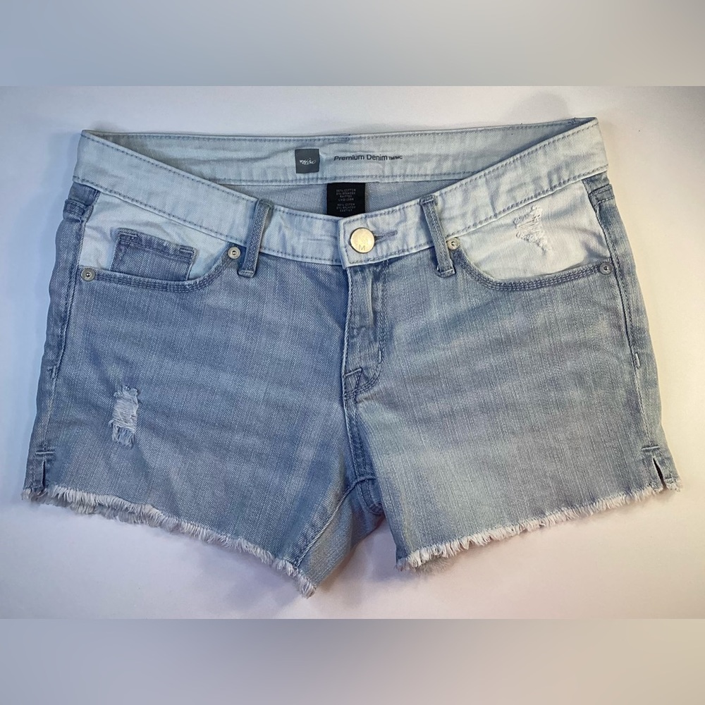 Mossimo shorts distressed fade two tone